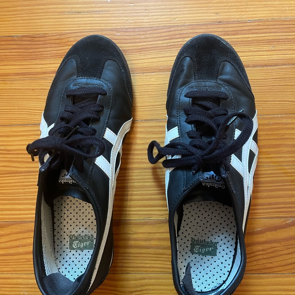 Onitsuka Tiger by Asics Men's Black and White Sneakers
